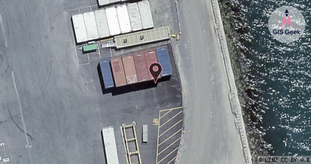 Centreport Ltd - Wellington Container Crane 3 aerial image
