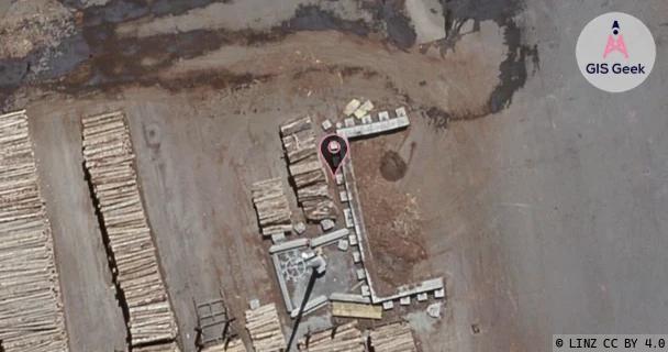 Centreport Ltd - Wellington Container Crane 1 aerial image